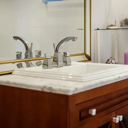 Old Town Co-living *